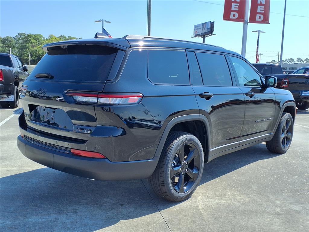 2025 Jeep Grand Cherokee Limited photo 4
