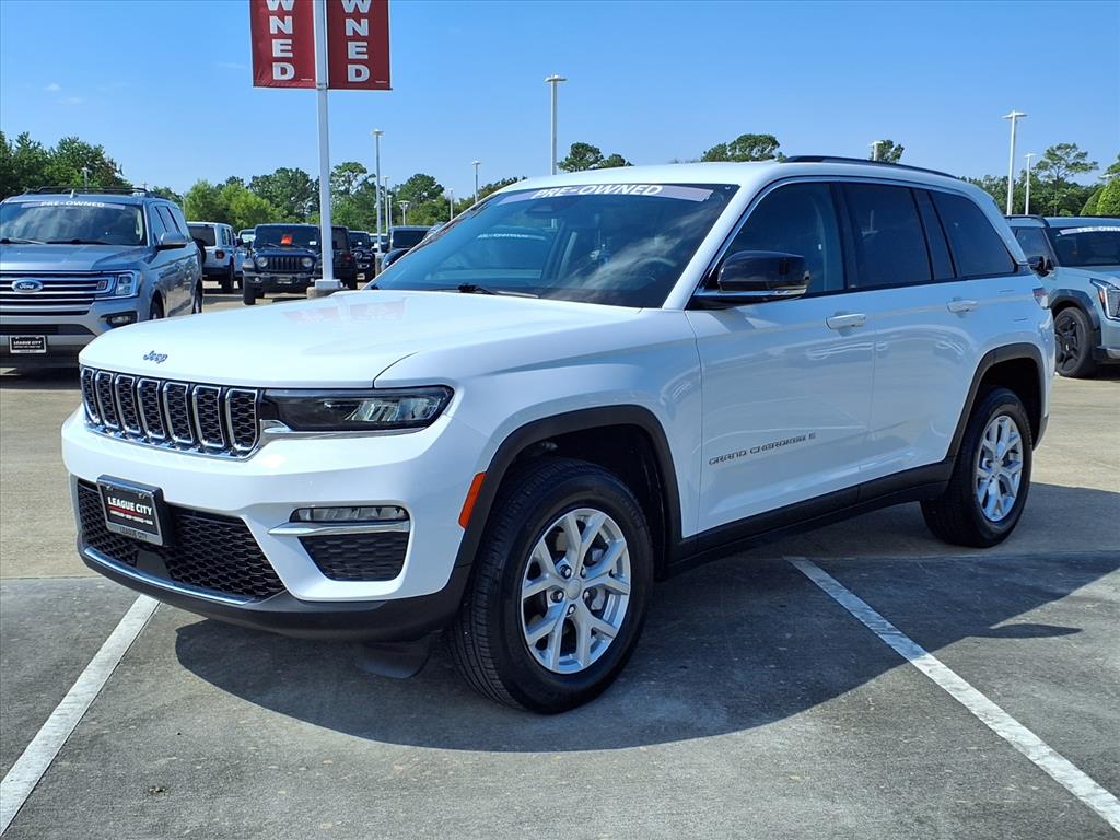 2024 Jeep Grand Cherokee Limited photo 3
