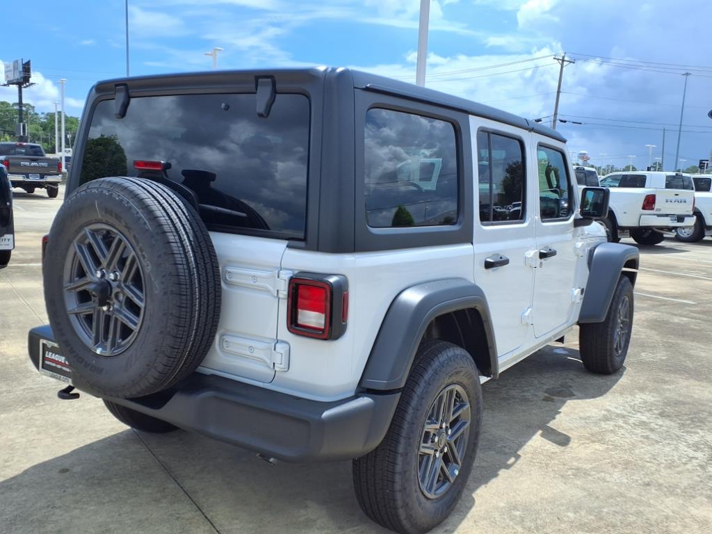 2025 Jeep Wrangler Sport S photo 4