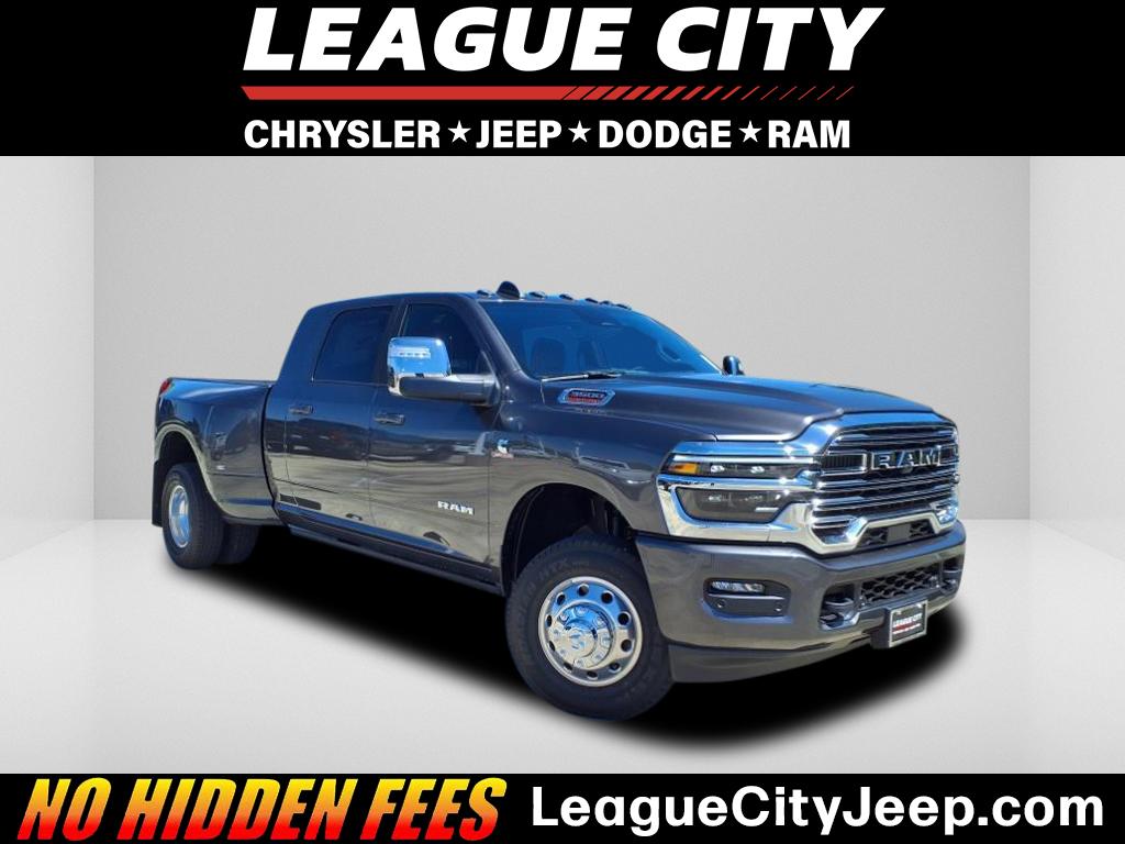 2025 RAM Ram 3500 Pickup Laramie's photo