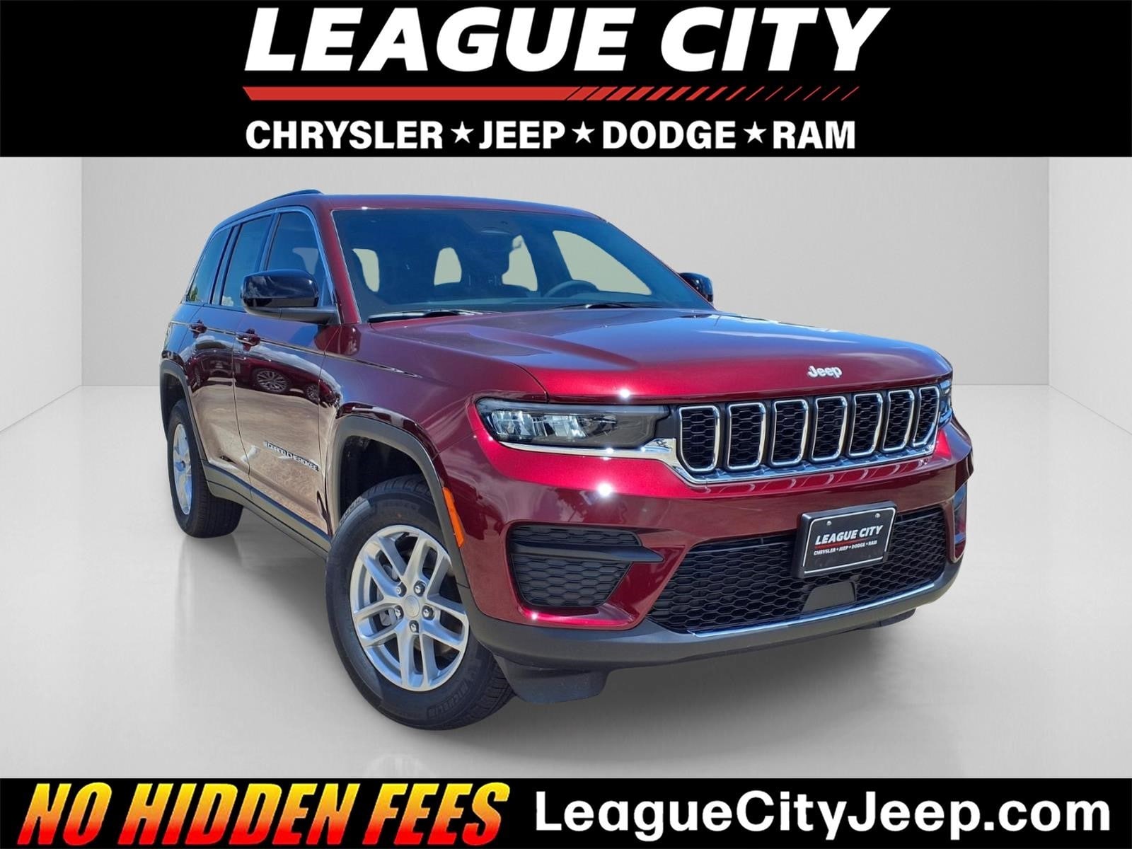 2026 Jeep Grand Cherokee Laredo's photo