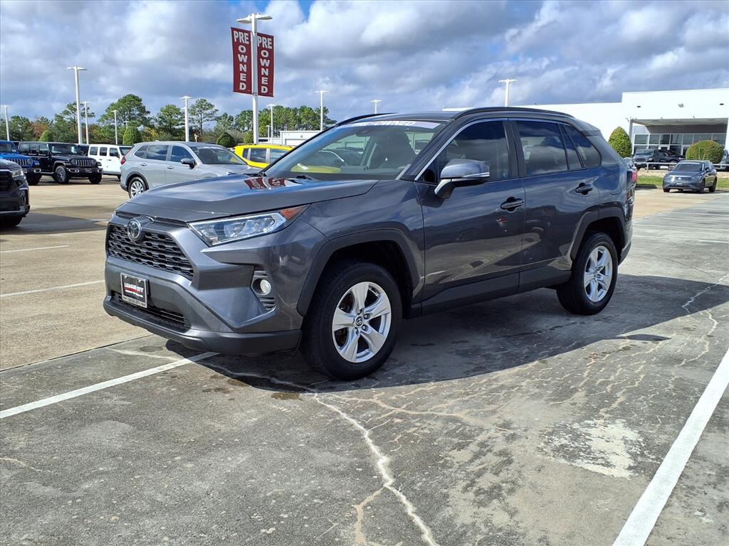 Used 2020 Toyota RAV4 XLE SUV