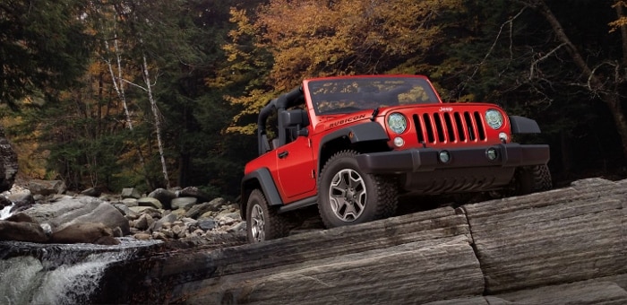 2017-Jeep-Wrangler-Rubicon (700x340).jpg