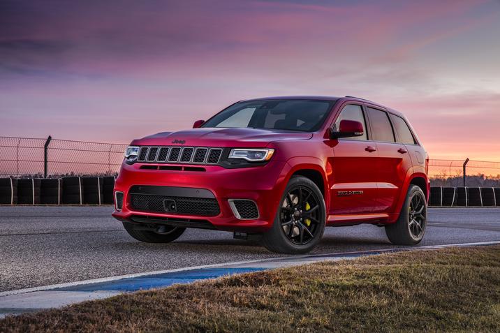 2018_Jeep_Grand_Cherokee_Trackhawk_red.jpg