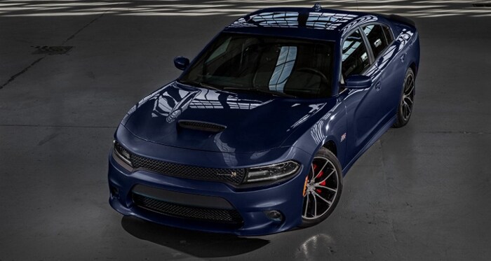 2017-Dodge-Charger-RT-Scat-Pack-Hood (700x373).jpg