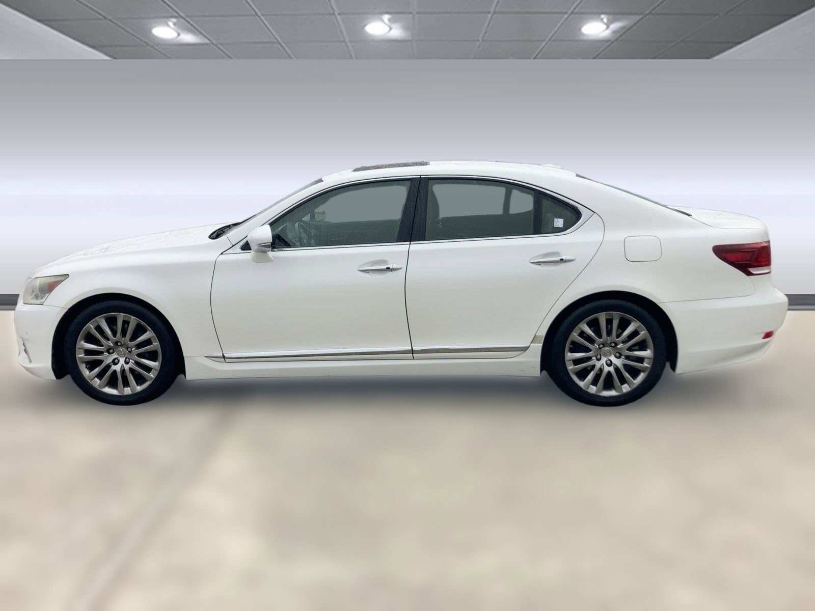 Used 2013 Lexus LS Base with VIN JTHBL5EF6D5123335 for sale in Baytown, TX