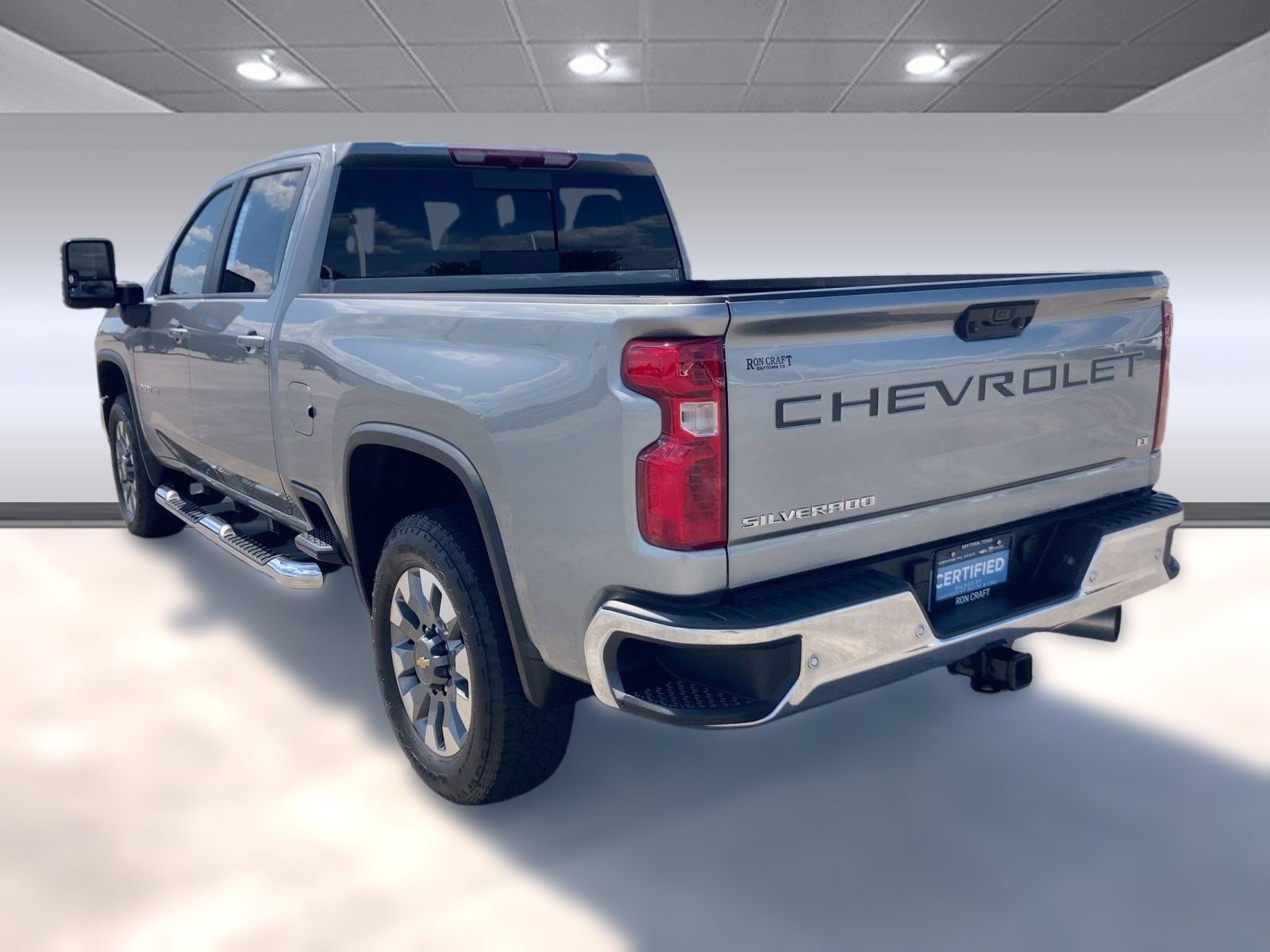 2025 Chevrolet Silverado 2500HD LT photo 3