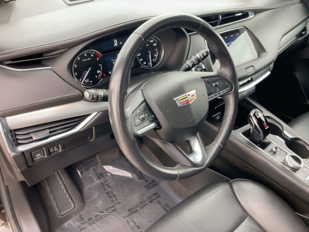 Used 2023 CADILLAC XT4 Premium Luxury SUV