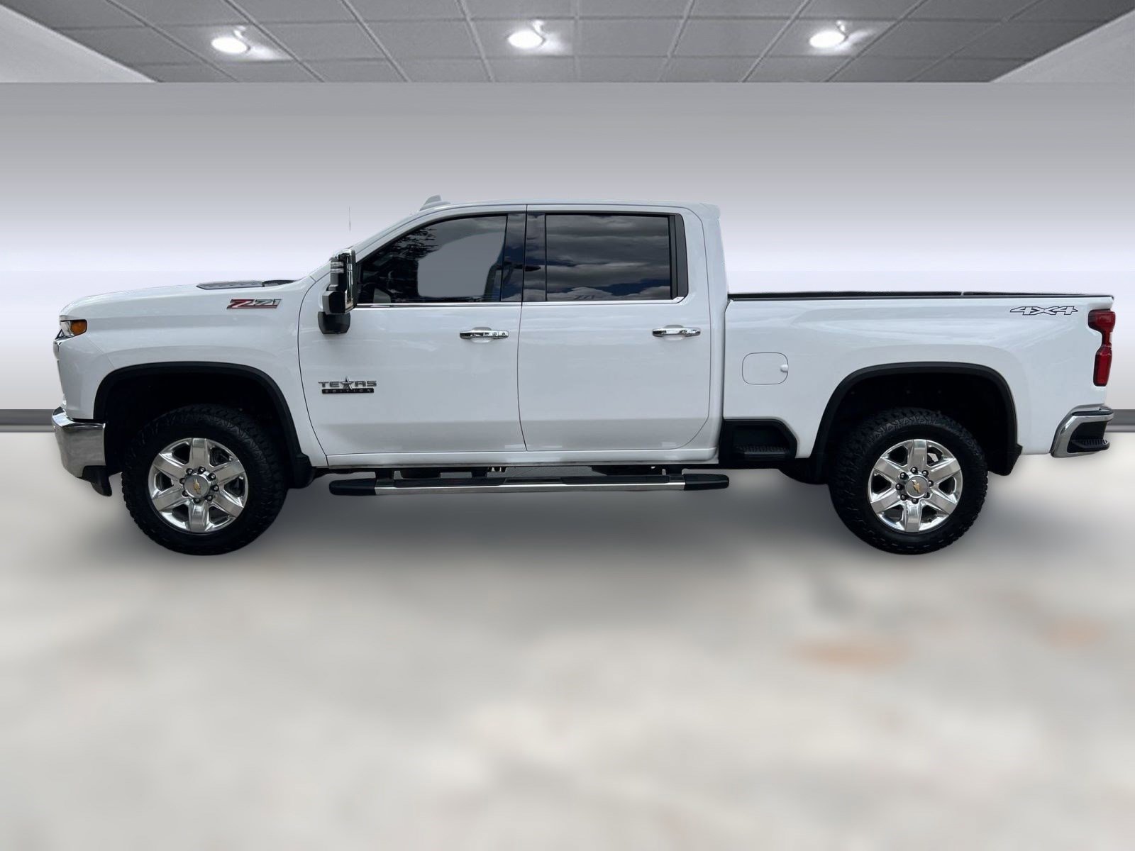 2022 Chevrolet Silverado 3500HD LTZ photo 2