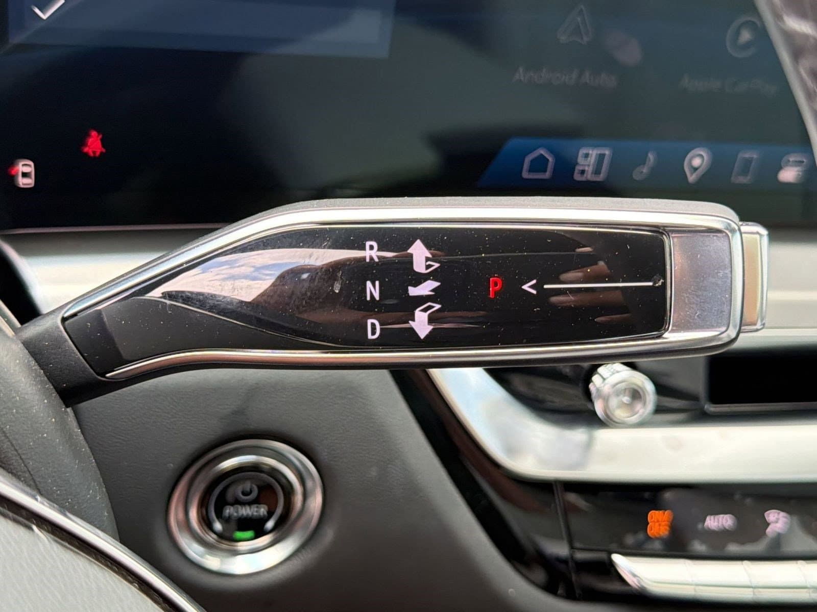 2025 Cadillac LYRIQ Luxury 2 - Photo 19