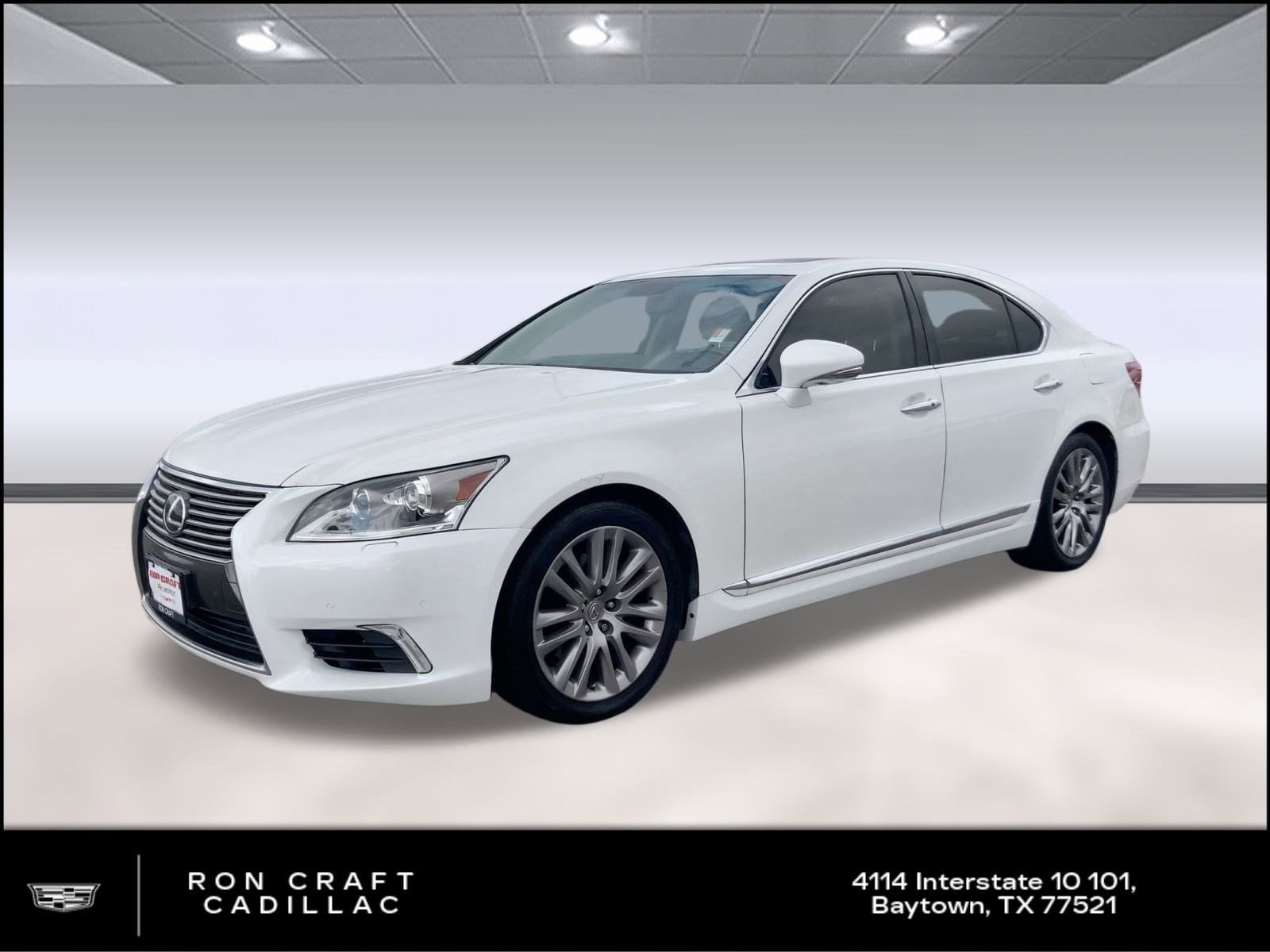 2013 Lexus LS Base's photo