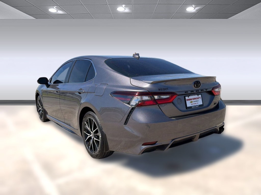 Used 2024 Toyota Camry SE Sedan