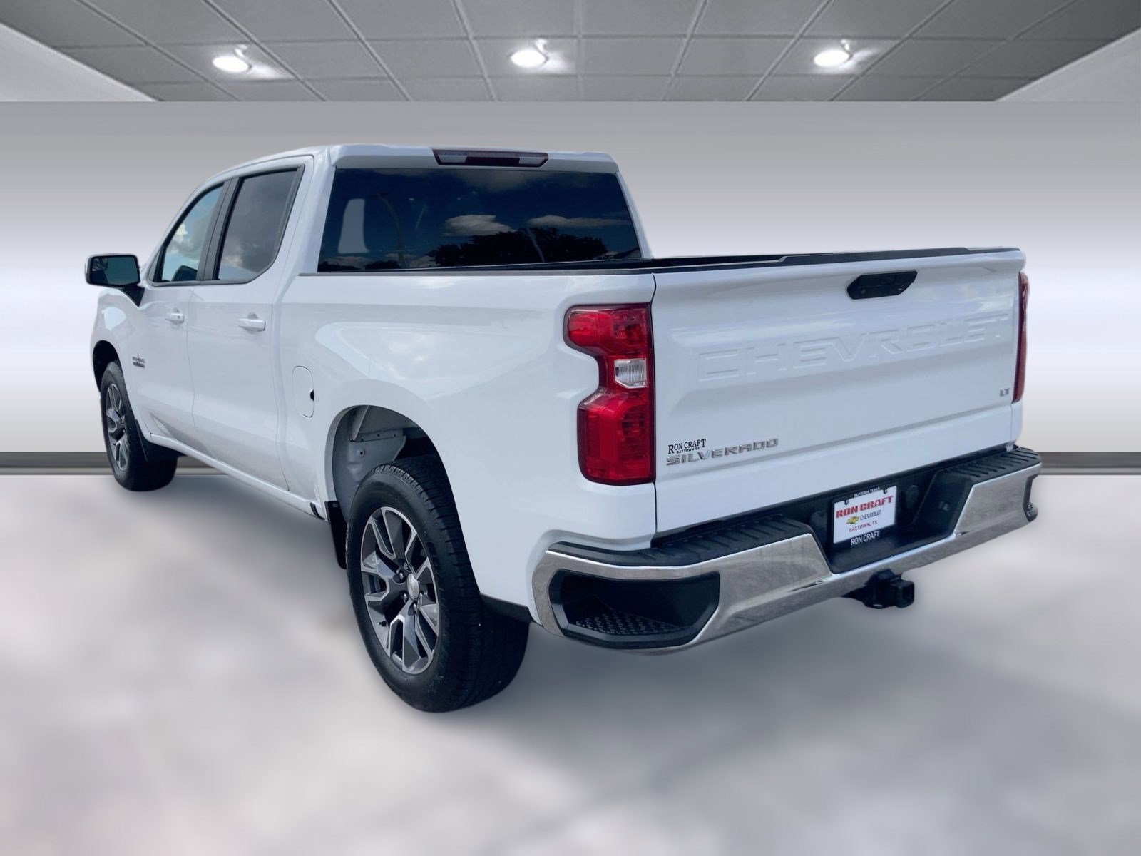 2020 Chevrolet Silverado 1500 LT photo 3
