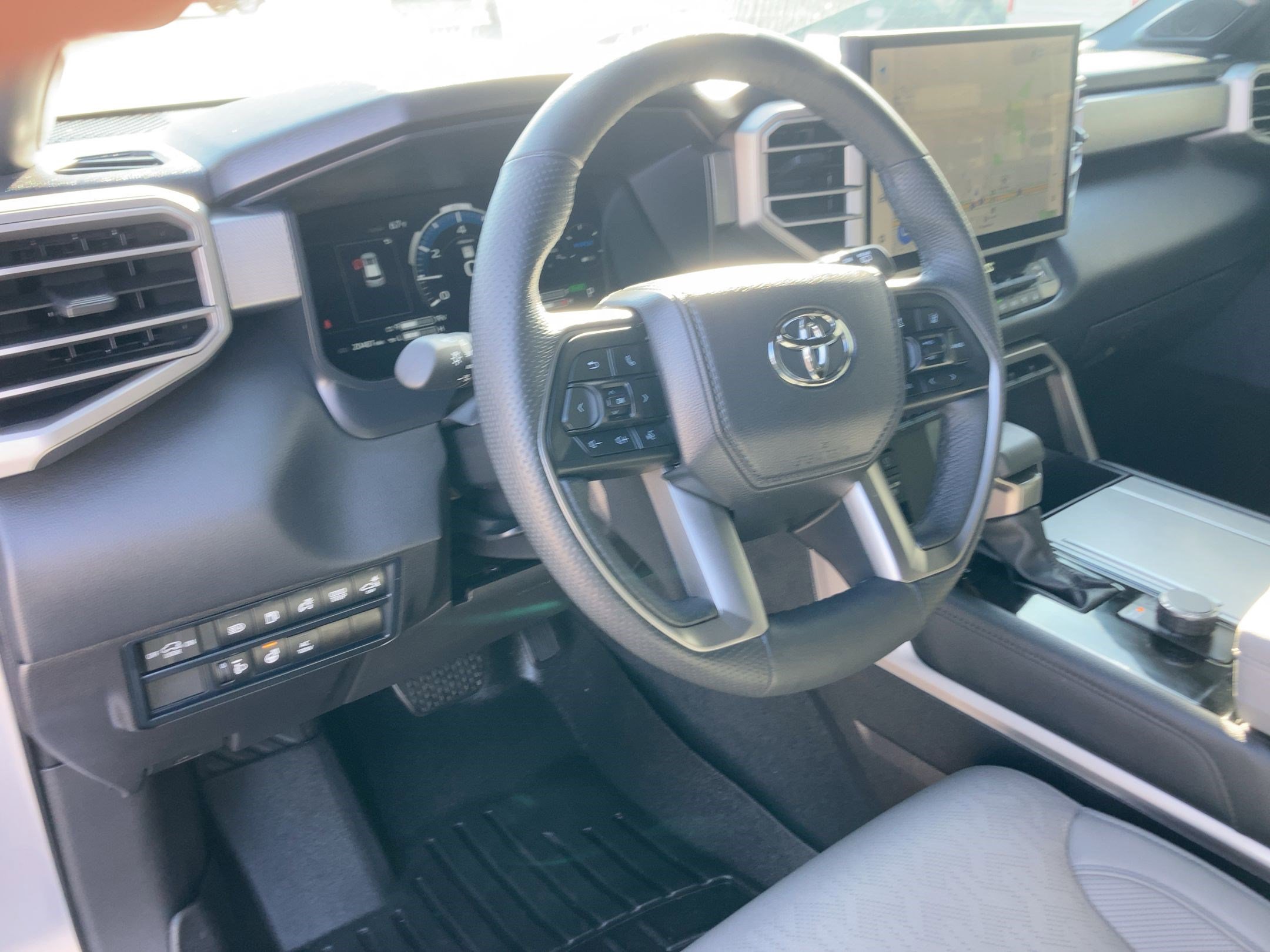 2025 Toyota Sequoia Limited photo 4