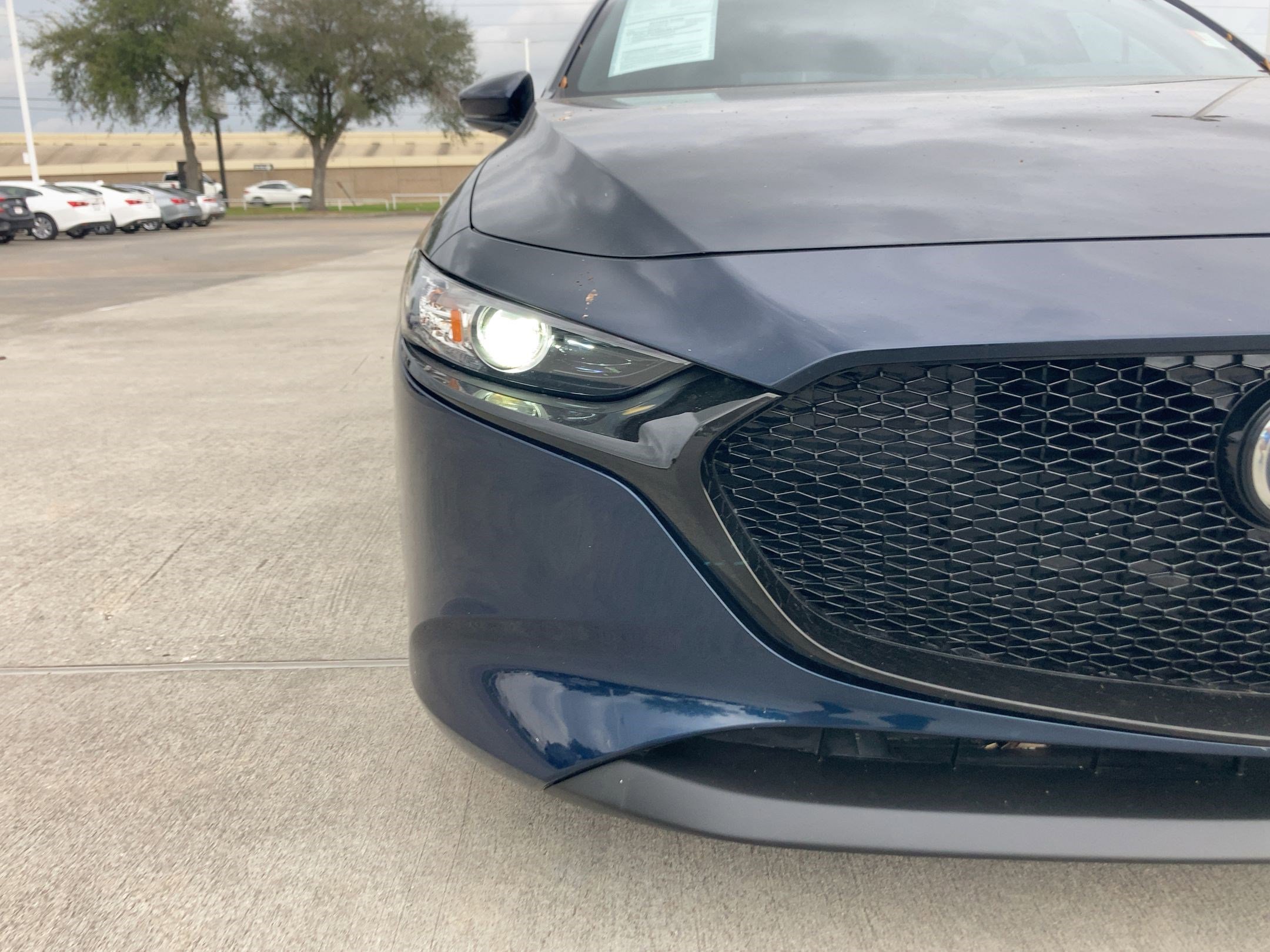 2023 Mazda Mazda3 Hatchback 2.5 Select photo 2