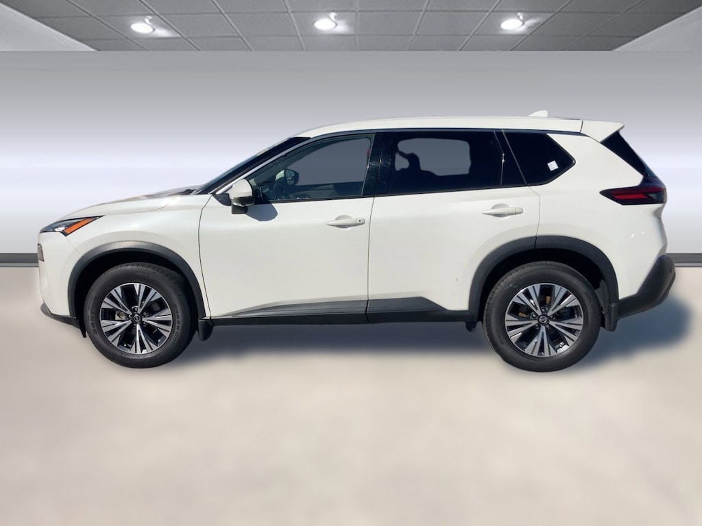Used 2021 Nissan Rogue SV