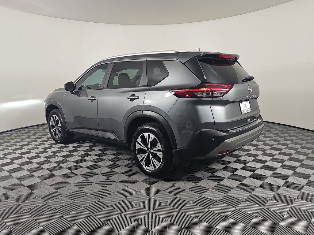 Used 2023 Nissan Rogue SV