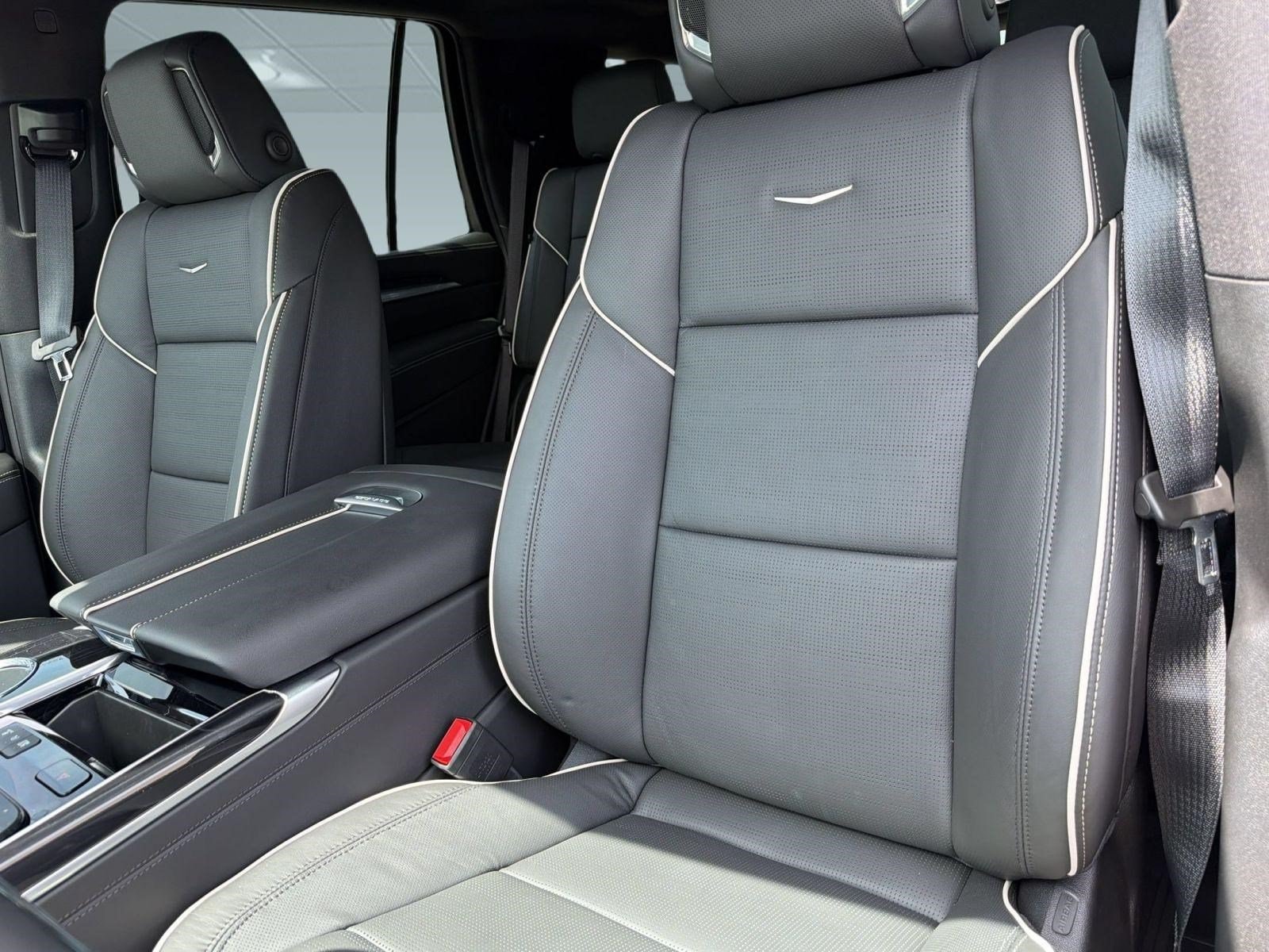 2026 Cadillac Escalade Sport - Photo 25