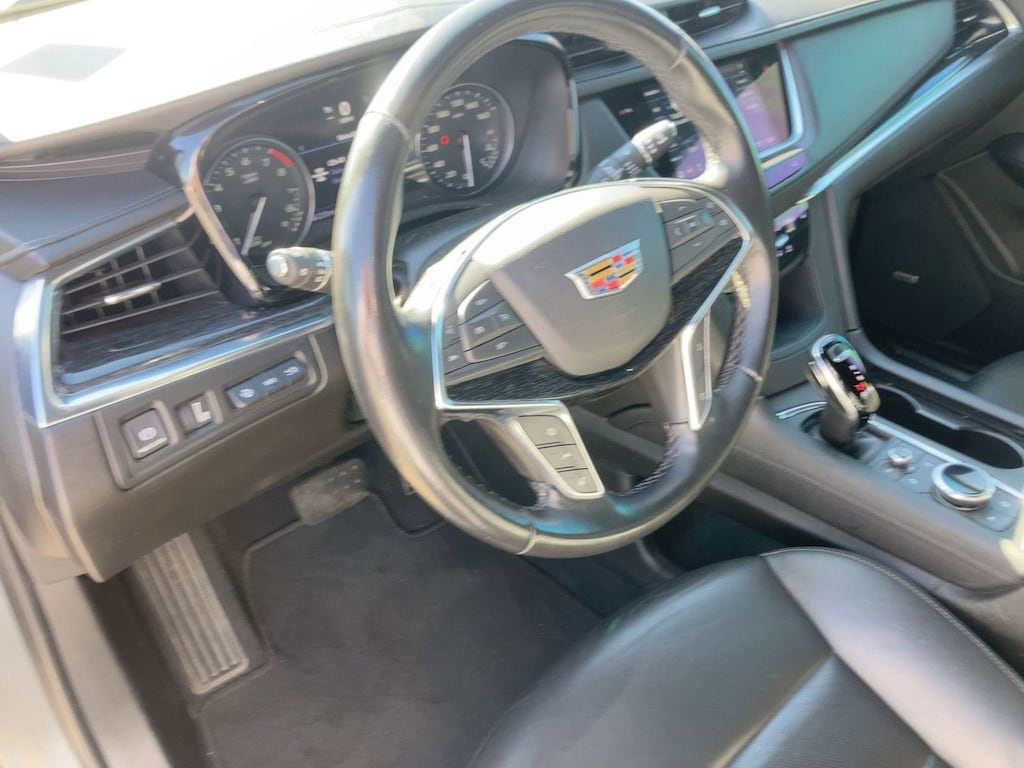 Used 2021 CADILLAC XT5 Premium Luxury SUV