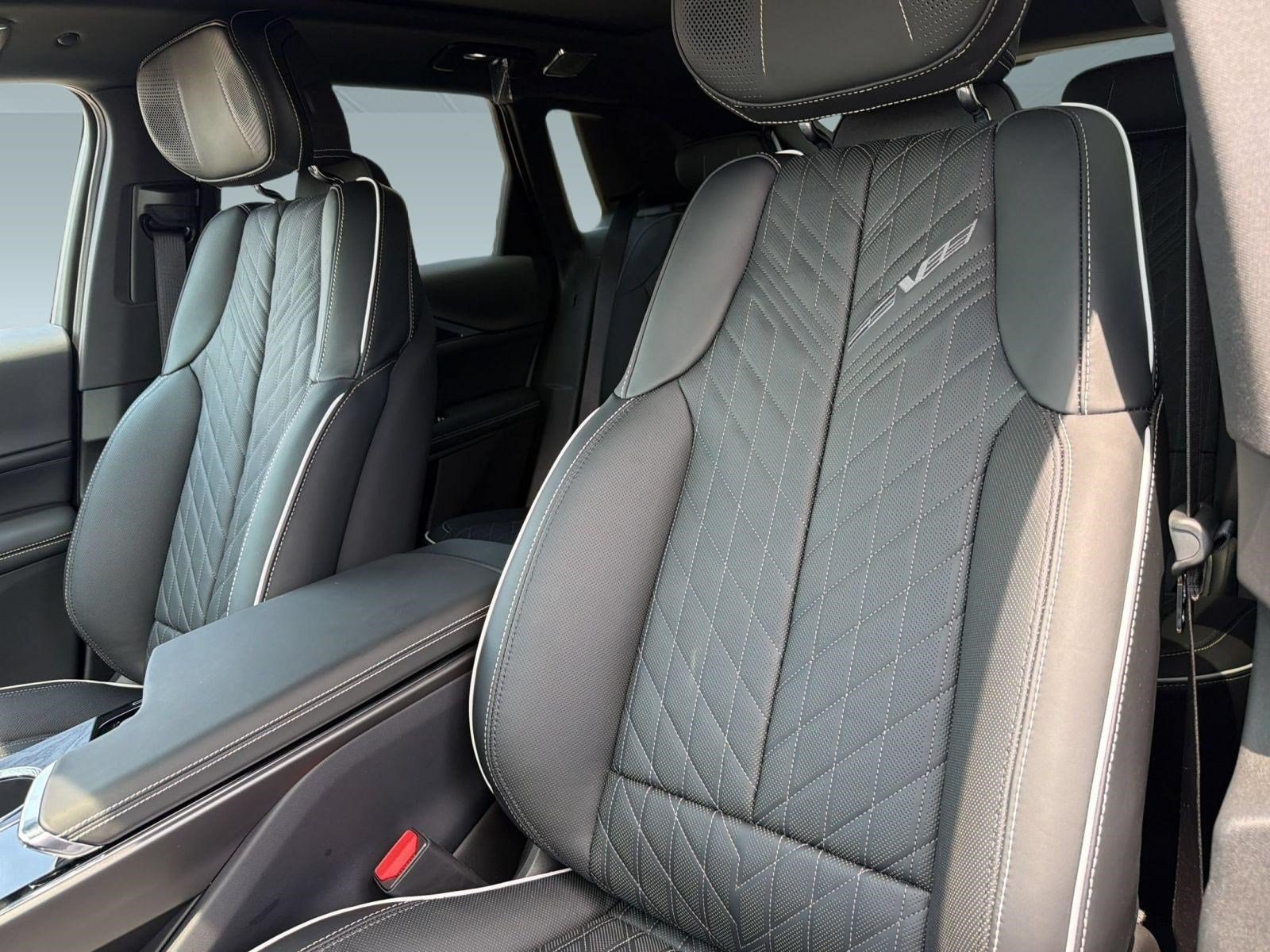 2026 Cadillac LYRIQ V Premium - Photo 26