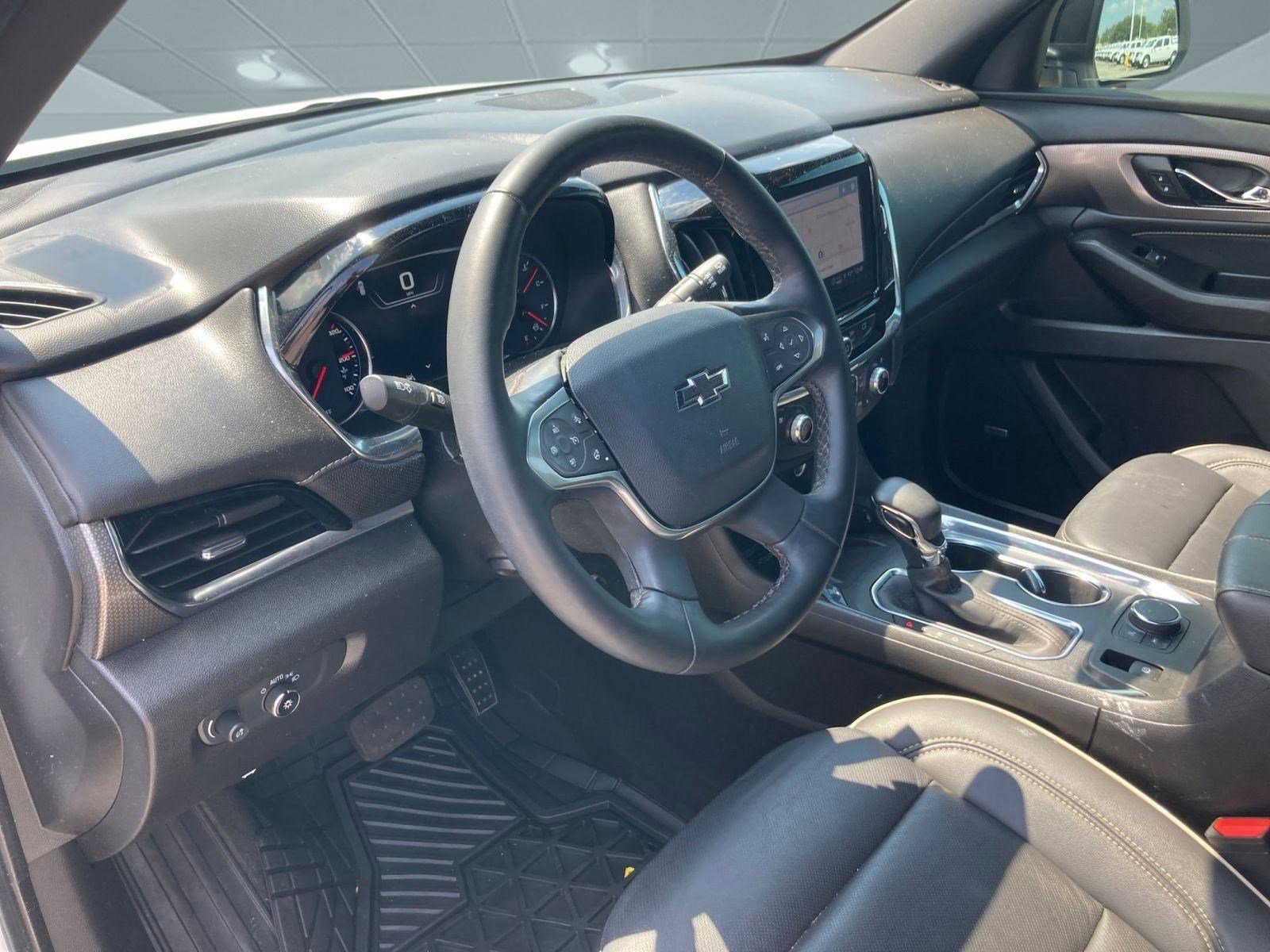 2023 Chevrolet Traverse Premier photo 4