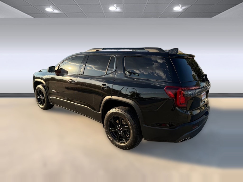 Used 2023 GMC Acadia AT4 SUV