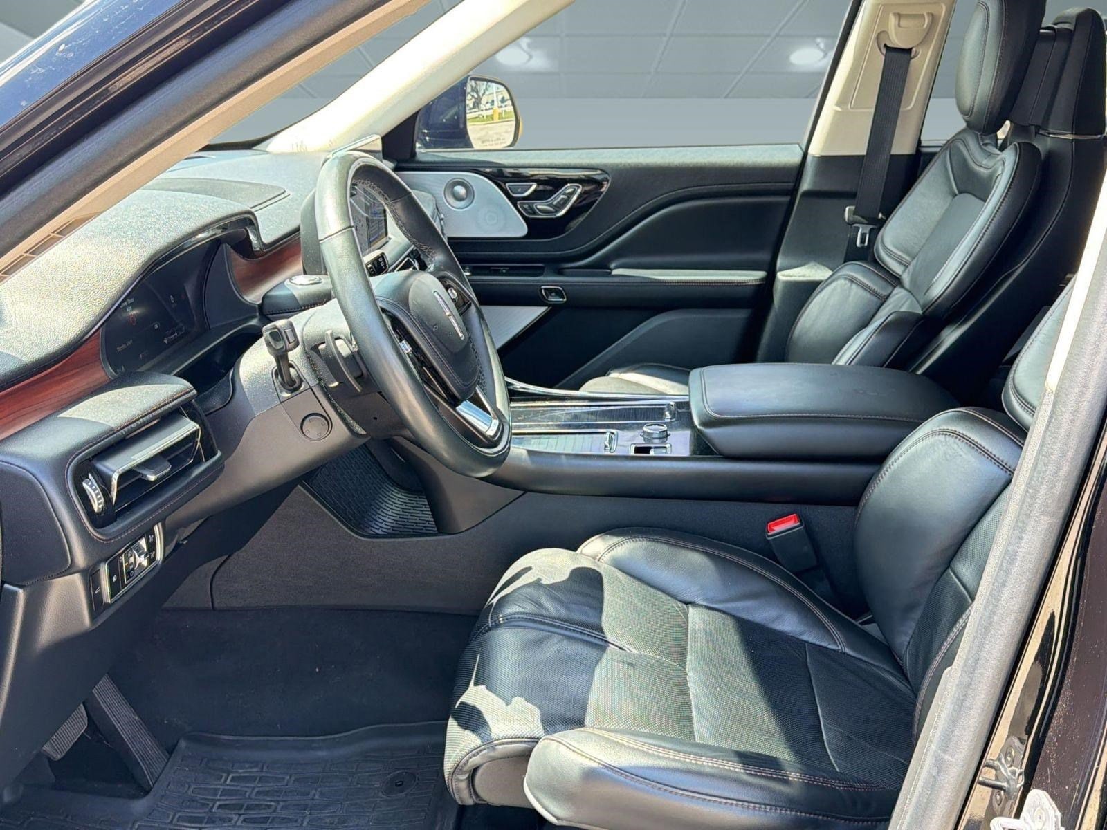 Aviator Reserve SUV