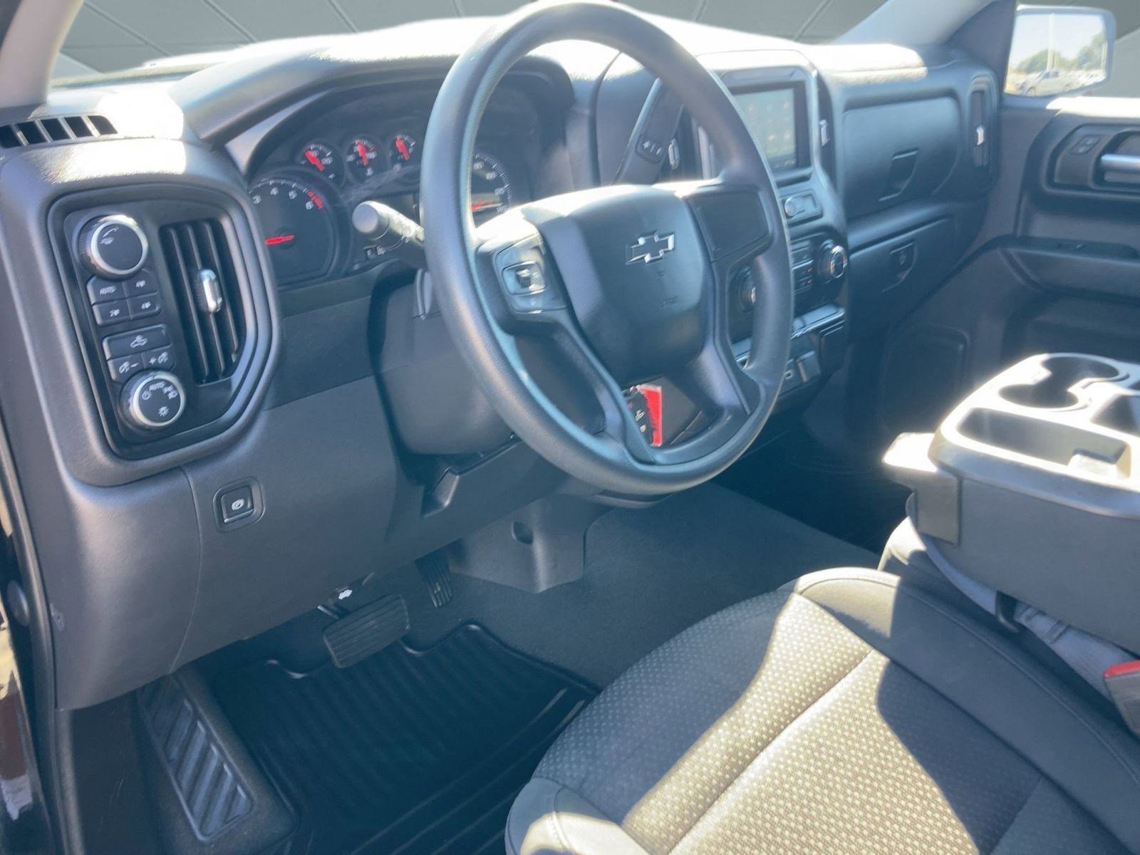 2021 Chevrolet Silverado 1500 Custom Trail Boss photo 3