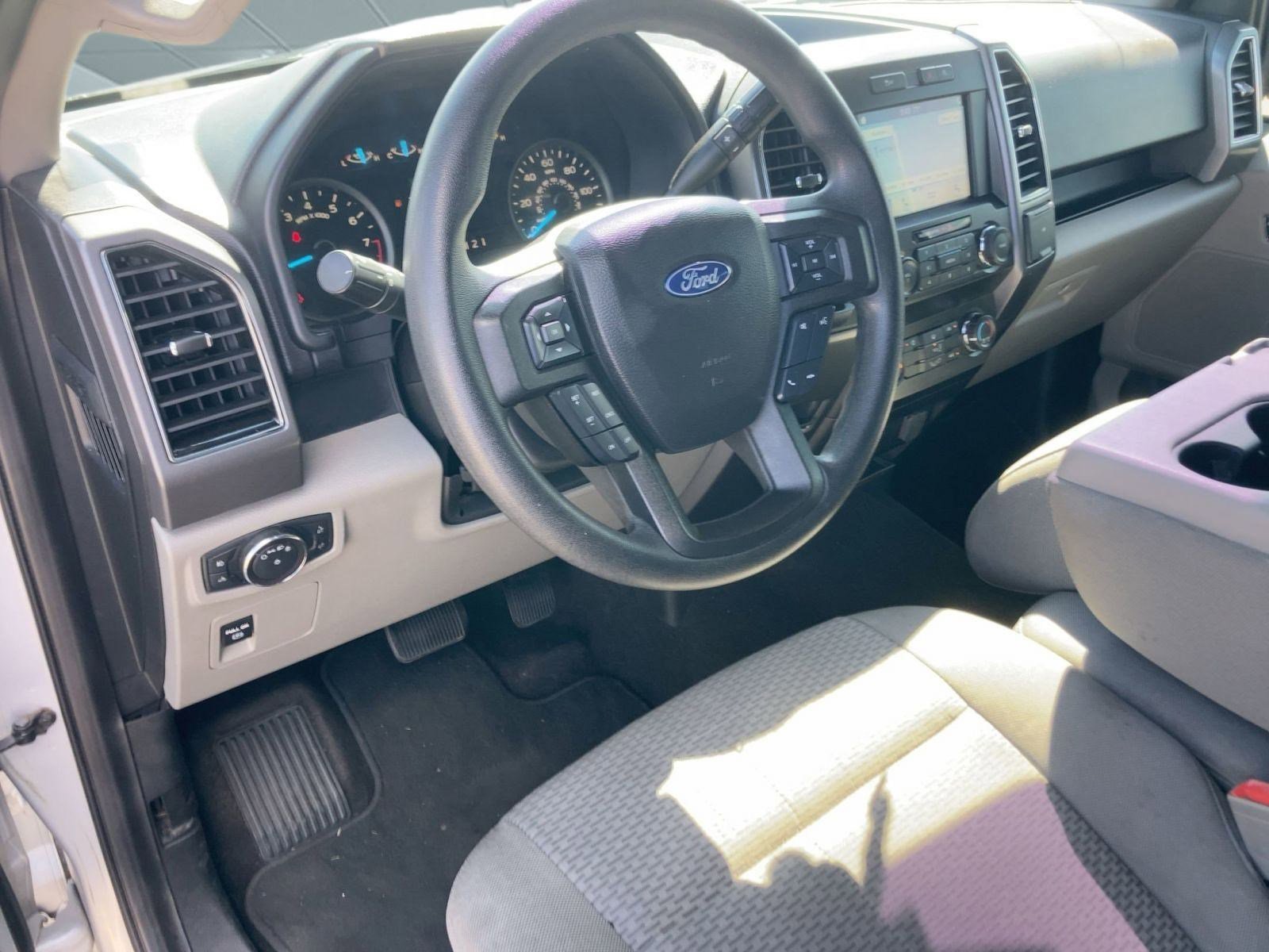 2019 Ford F-150 XLT photo 4