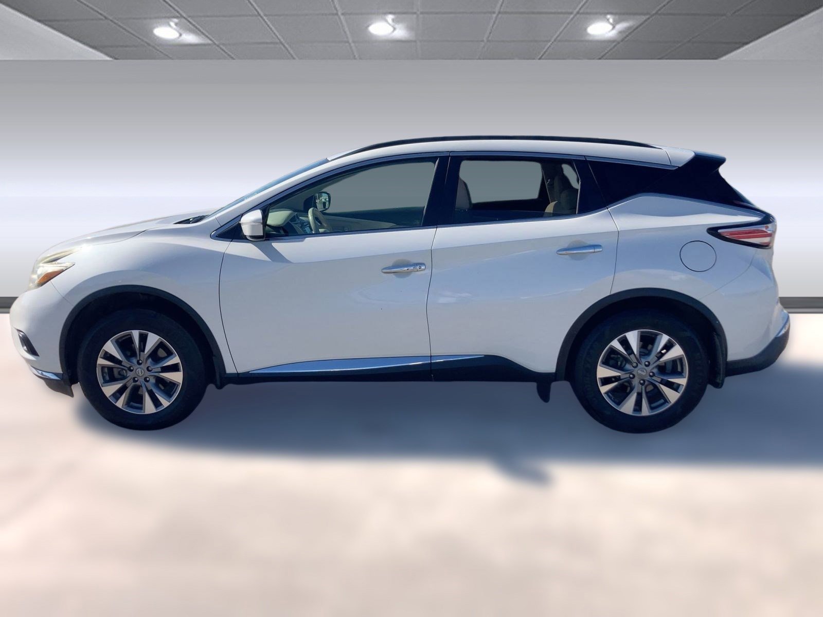 2015 Nissan Murano SV photo 2
