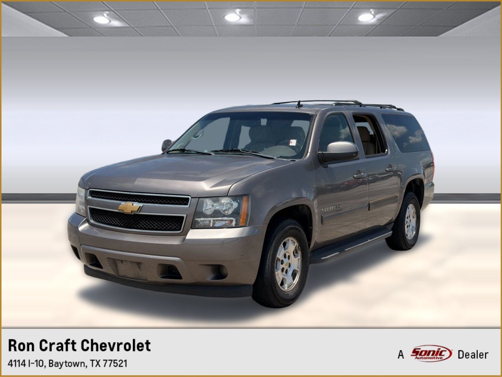 2012 Chevrolet Suburban 2WD 1500 LS's photo