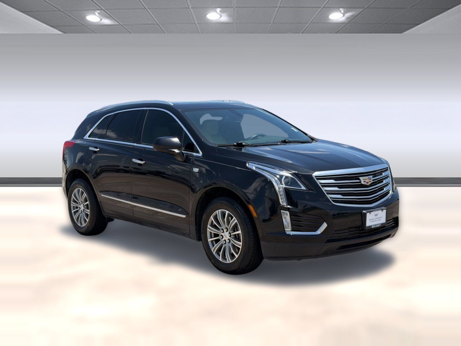 XT5 Luxury FWD SUV
