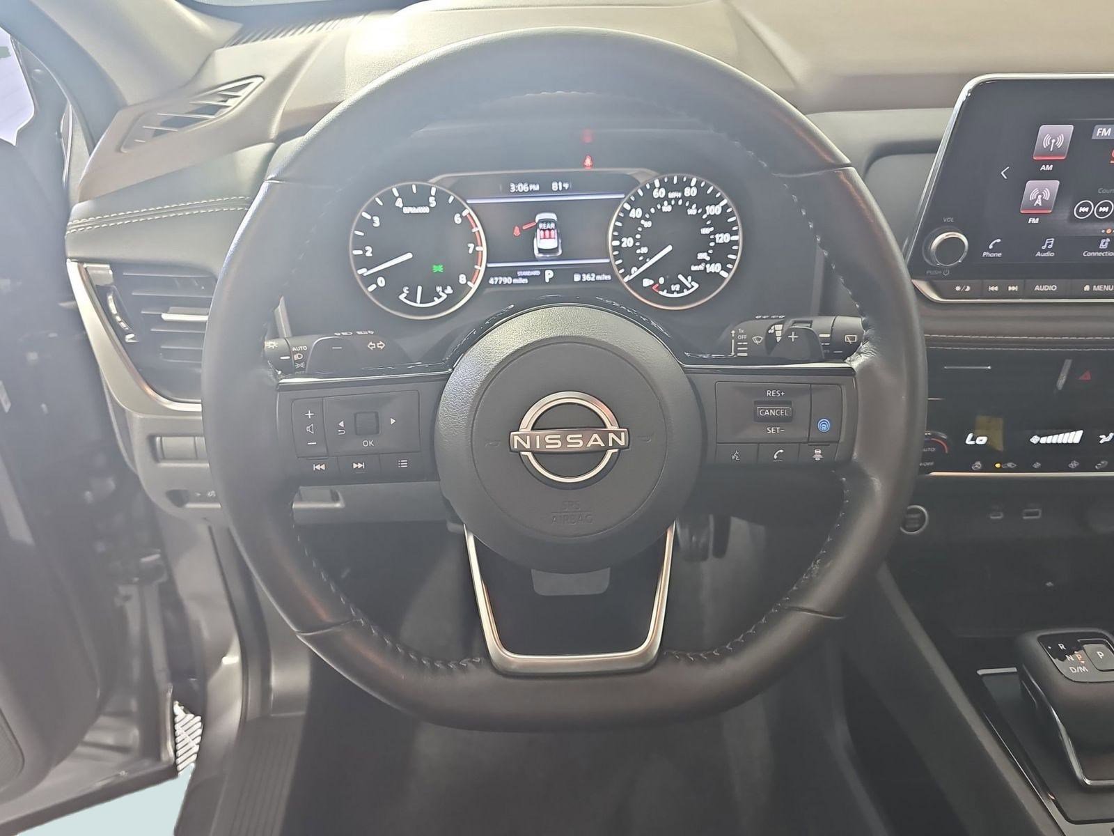 2023 Nissan Rogue SV photo 4