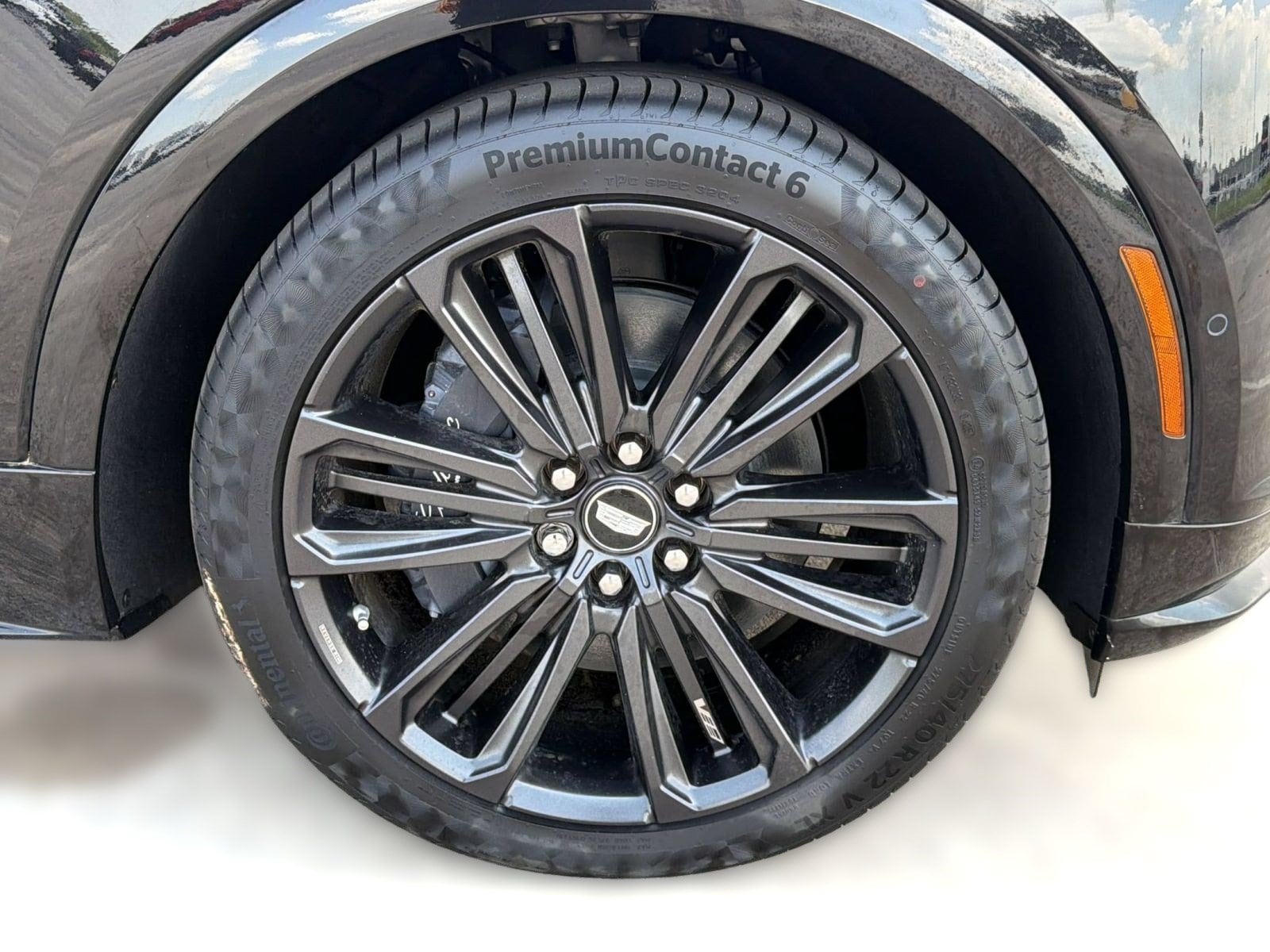 2026 Cadillac LYRIQ V Premium - Photo 13