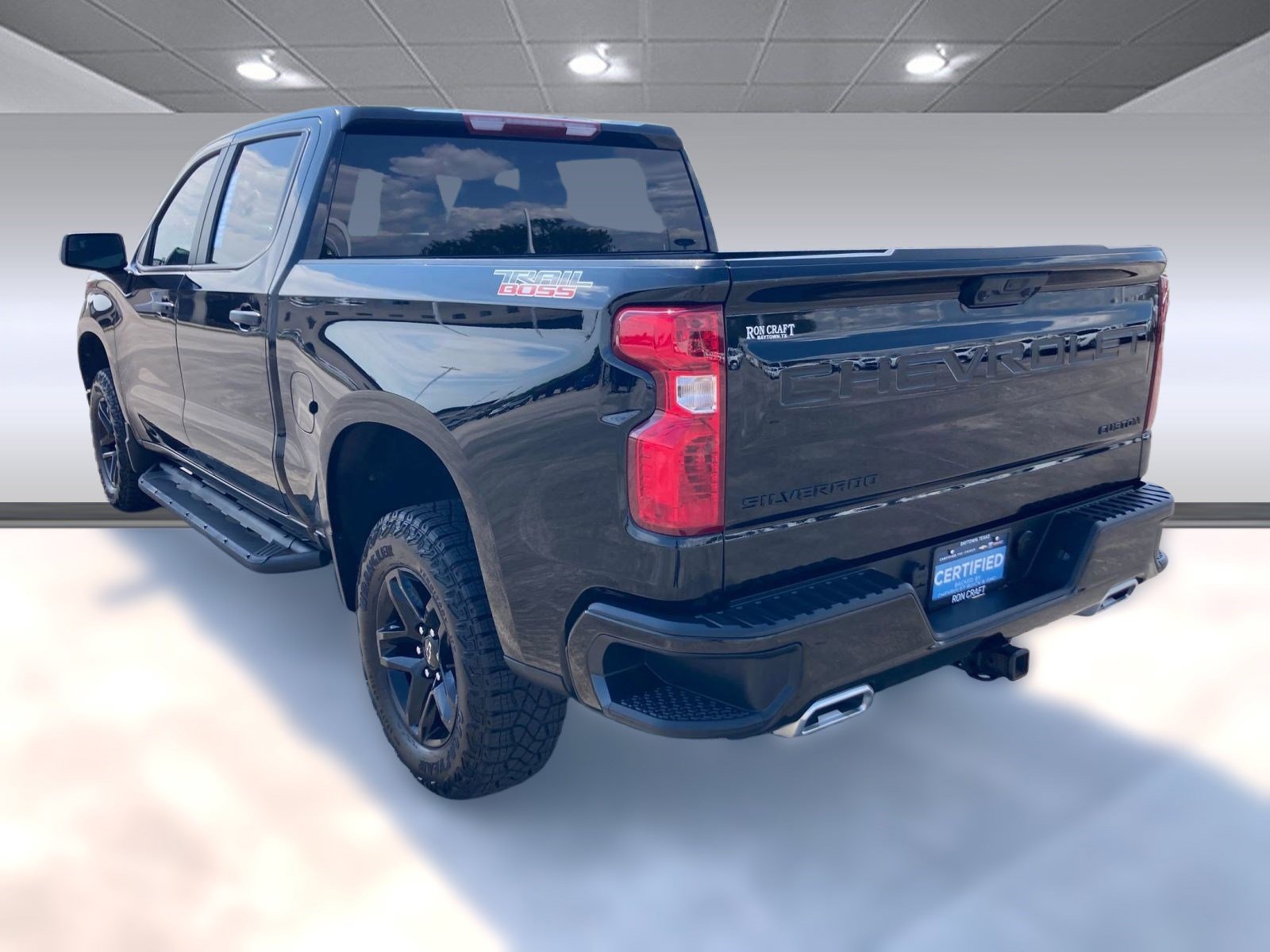 2024 Chevrolet Silverado 1500 Custom Trail Boss photo 3