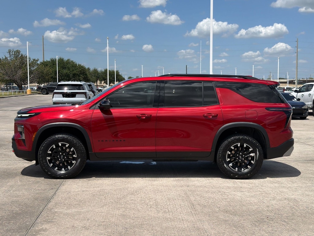Used 2024 Chevrolet Traverse Z71 SUV