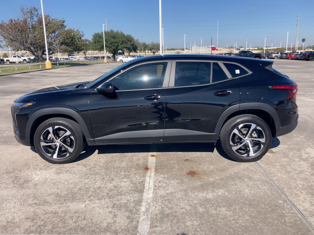 Used 2024 Chevrolet Trax 1RS SUV