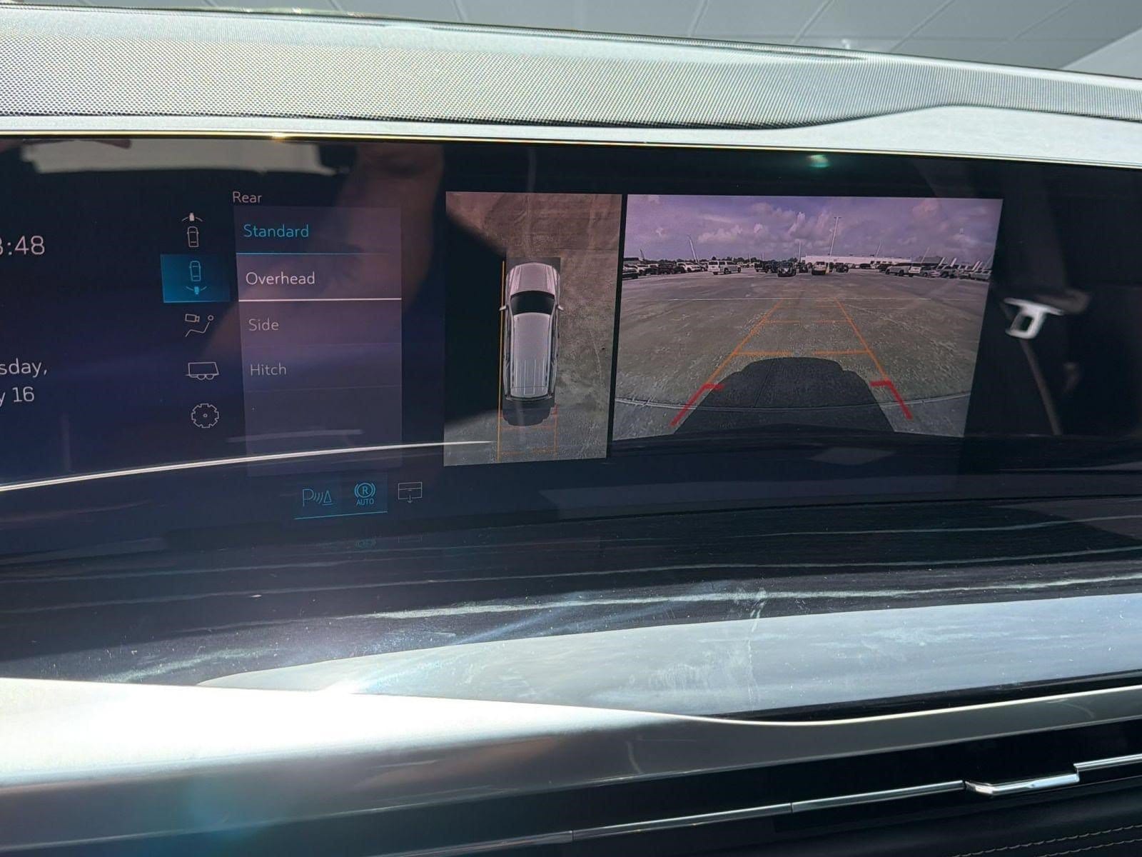 2026 Cadillac Escalade Sport - Photo 18