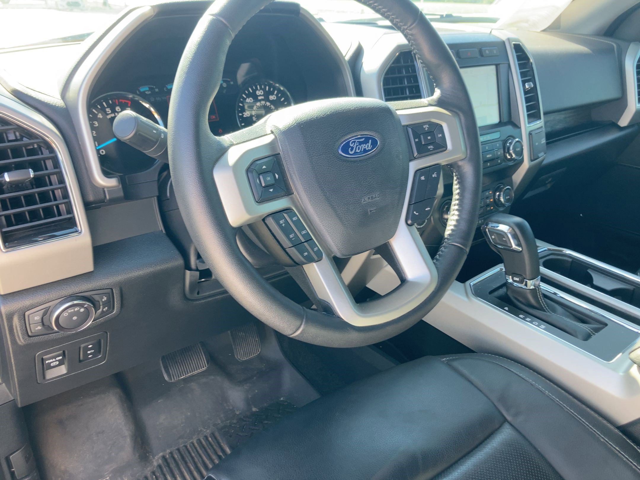 2020 Ford F-150 XL photo 4