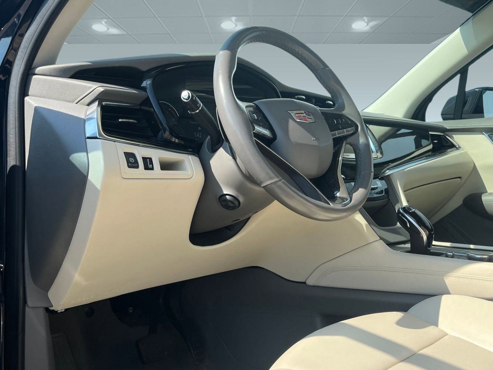 2022 Cadillac XT6 Premium Luxury photo 4
