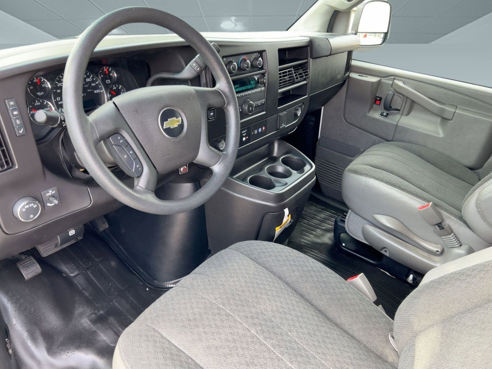 2024 Chevrolet Express Cargo 2500 Van photo 4