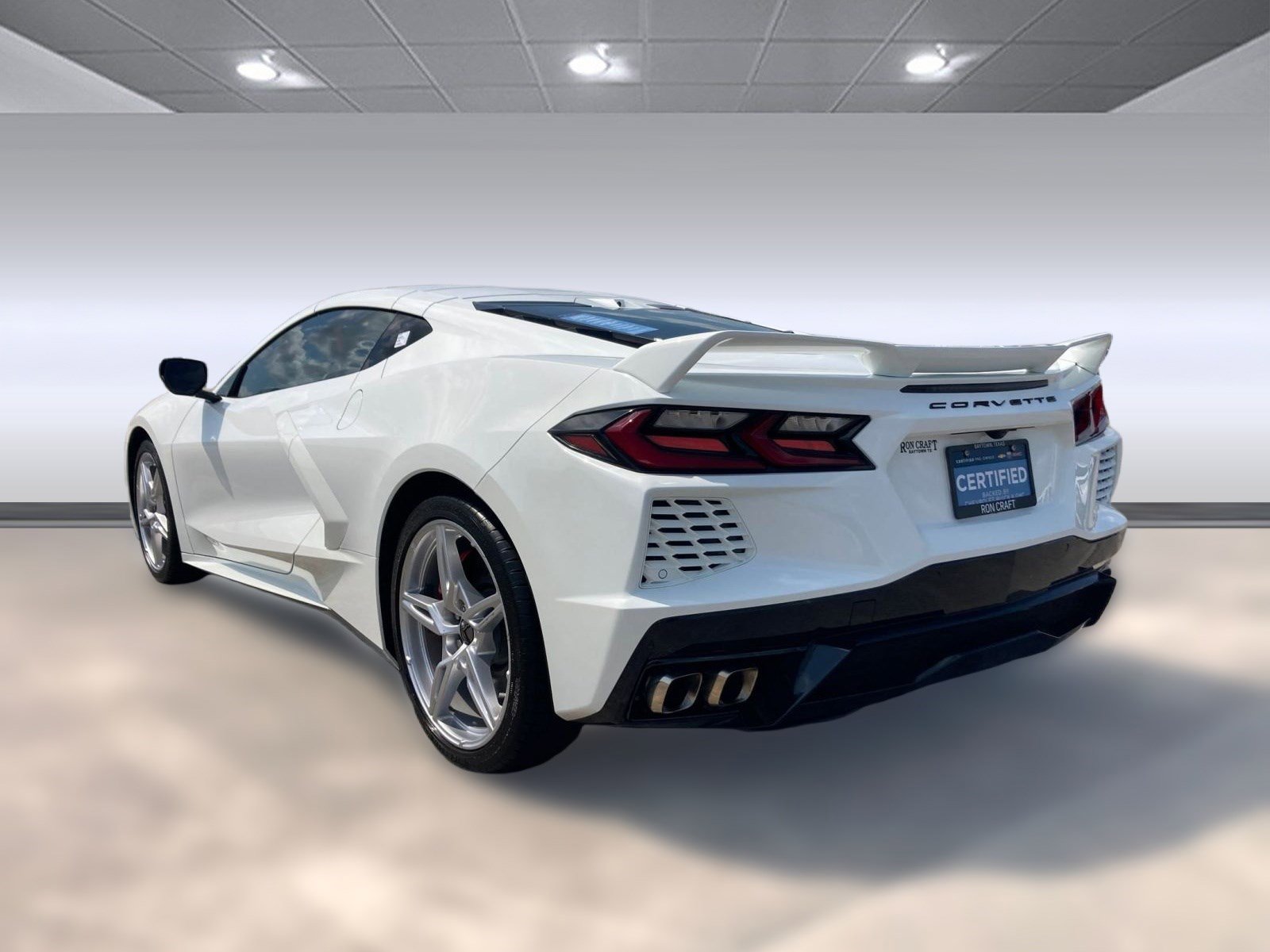 2023 Chevrolet Corvette Stingray 2LT photo 3