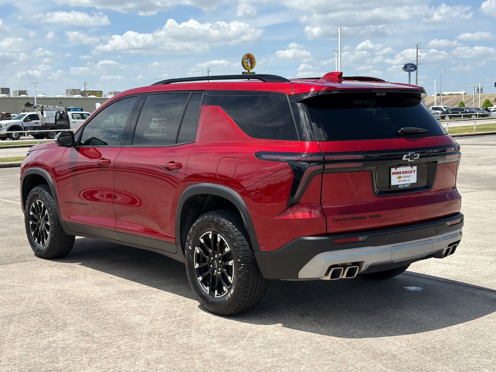 Used 2024 Chevrolet Traverse Z71 SUV