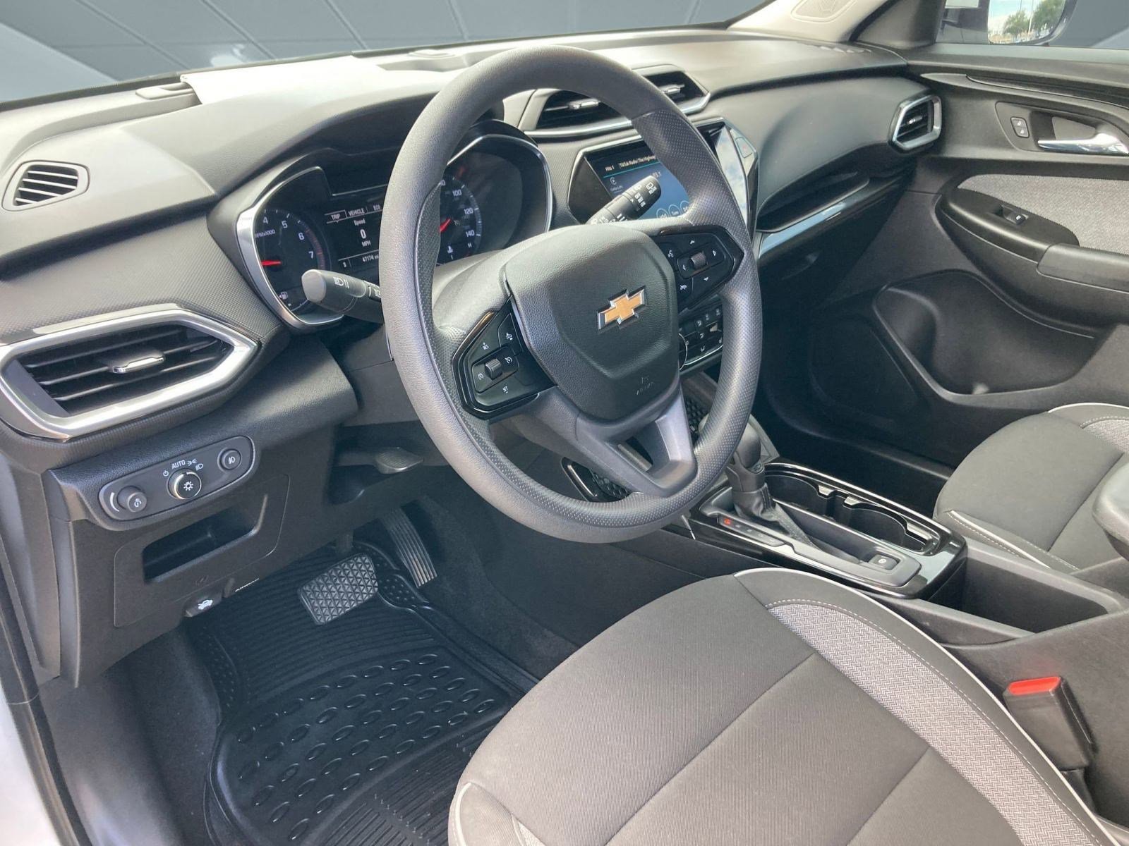 2022 Chevrolet Trailblazer LT photo 4