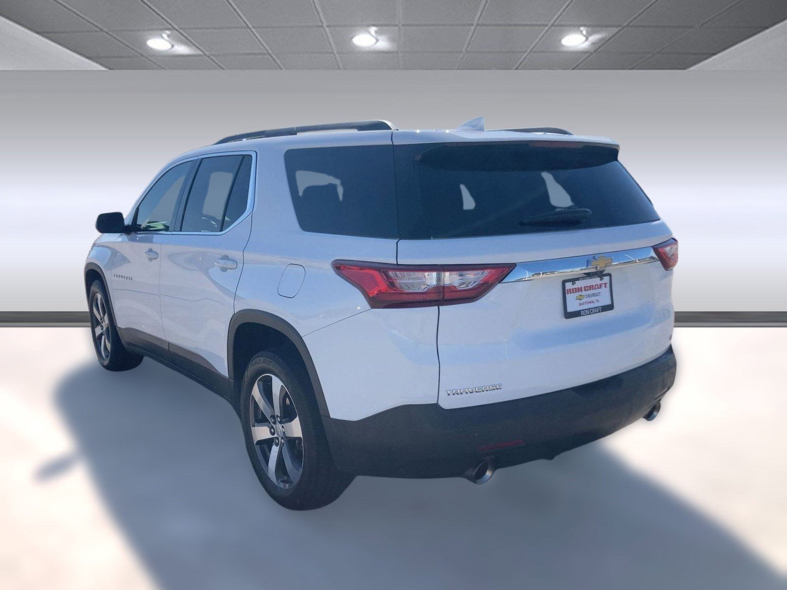 2019 Chevrolet Traverse Leather photo 2