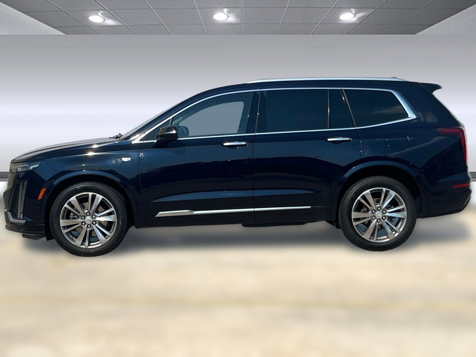 2022 Cadillac XT6 Premium Luxury photo 2