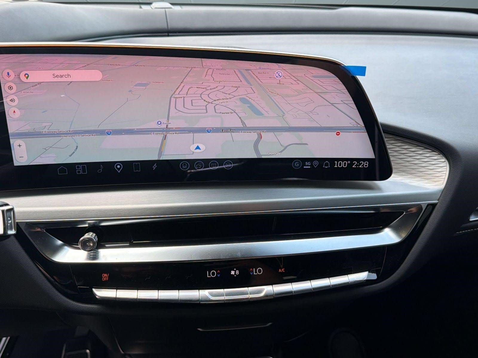 2026 Cadillac LYRIQ V Premium - Photo 18