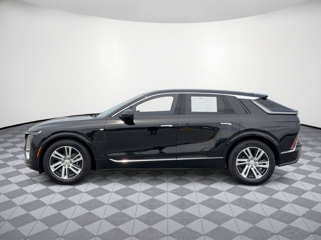 Used 2024 Cadillac LYRIQ Tech with VIN 1GYKPMRK1RZ109053 for sale in Baytown, TX