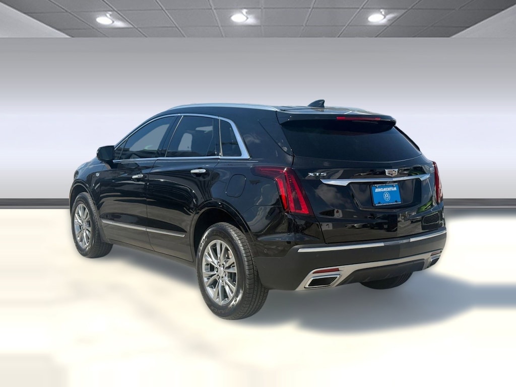 Used 2021 CADILLAC XT5 FWD Premium Luxury SUV