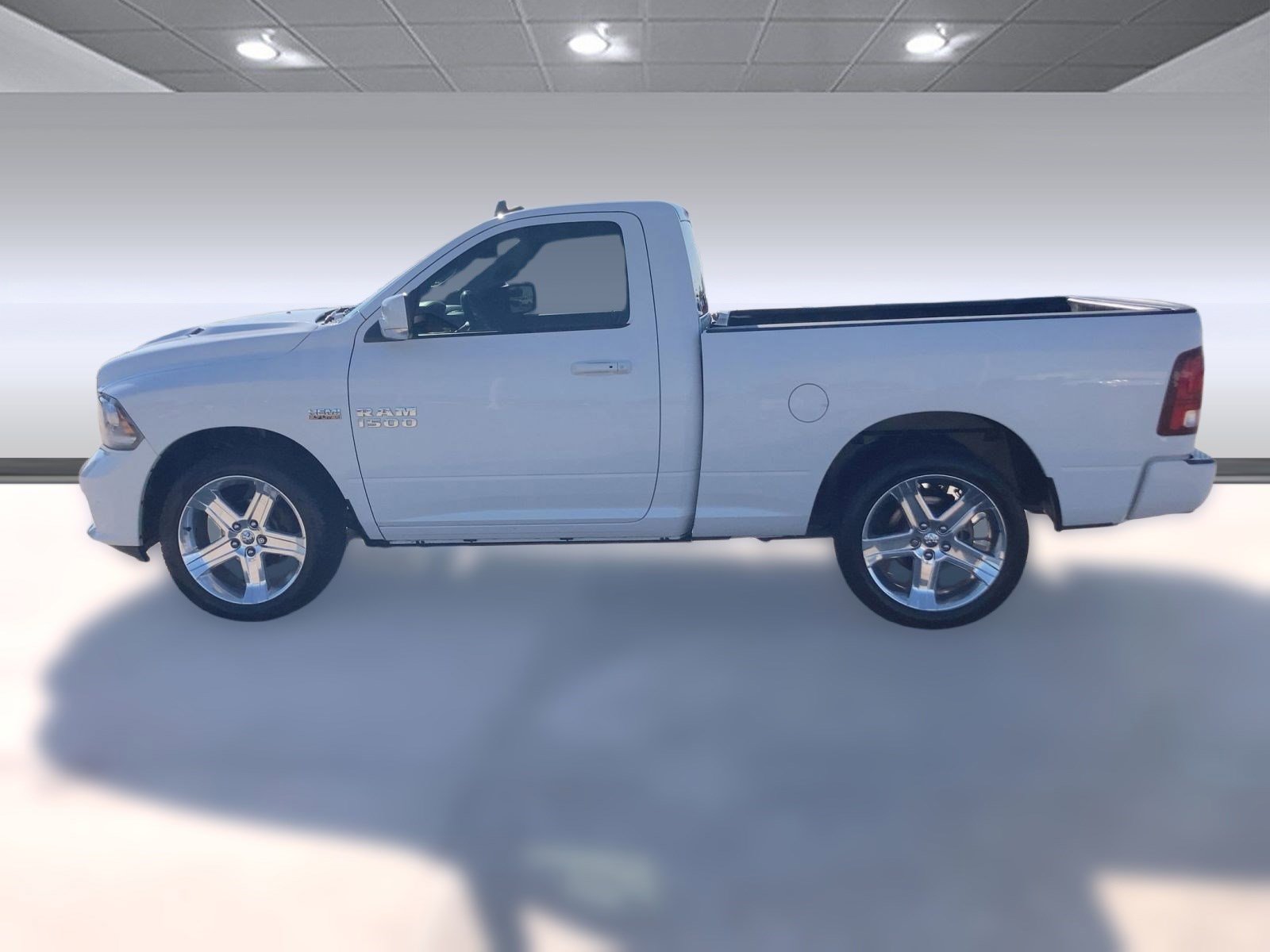 2016 Ram 1500 Sport photo 2